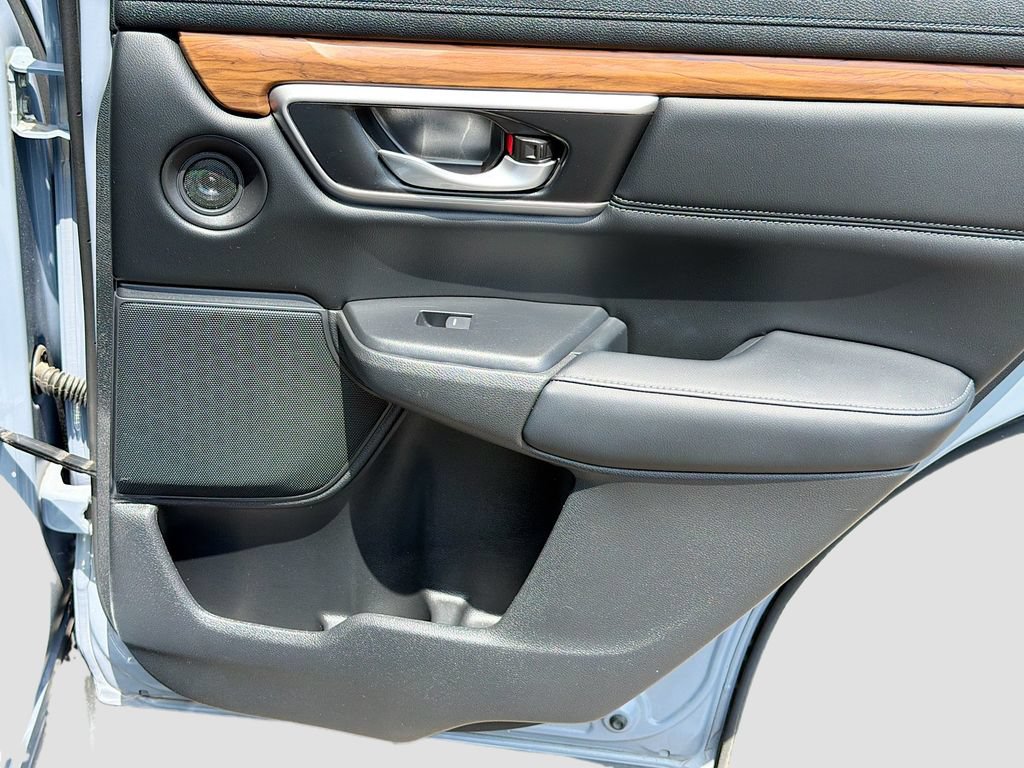 Used 2020 Honda CR-V Touring image 29