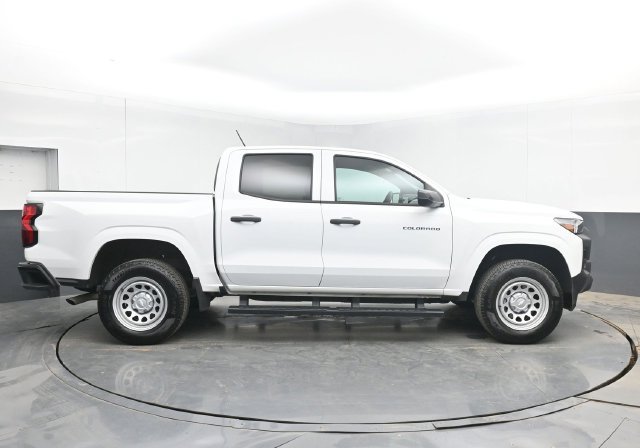Used 2025 Chevrolet Colorado W/T RWD image 15