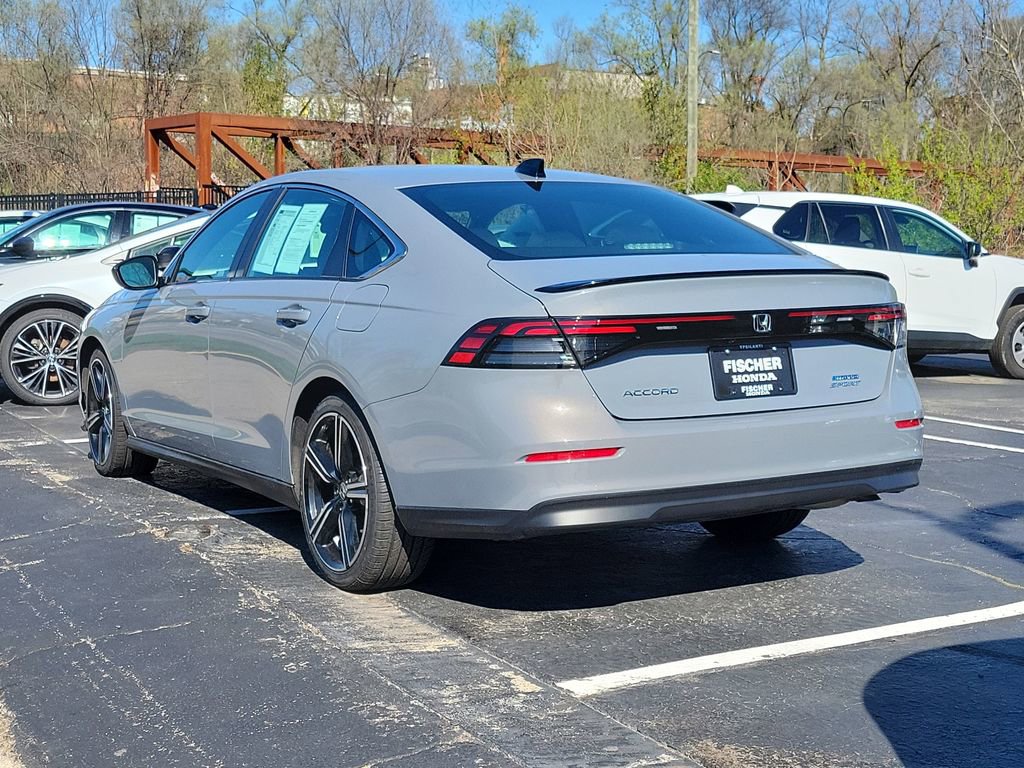 Used 2023 Honda Accord Sport image 4