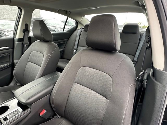 Used 2023 Nissan Altima 2.5 SV w/ SV Premium Package FWD image 24