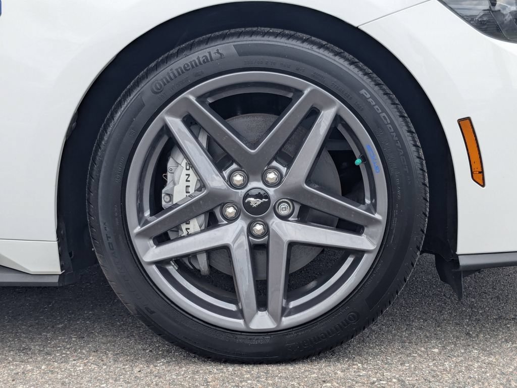 Used 2025 Ford Mustang GT Premium RWD image 11