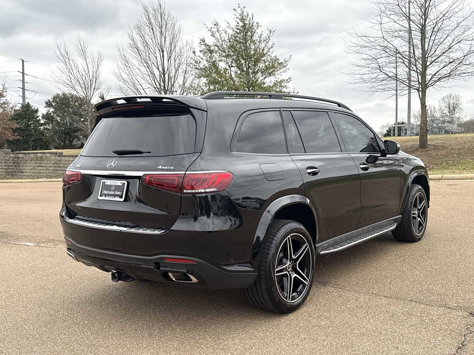 Used 2023 Mercedes-Benz GLS 580 4MATIC image 6