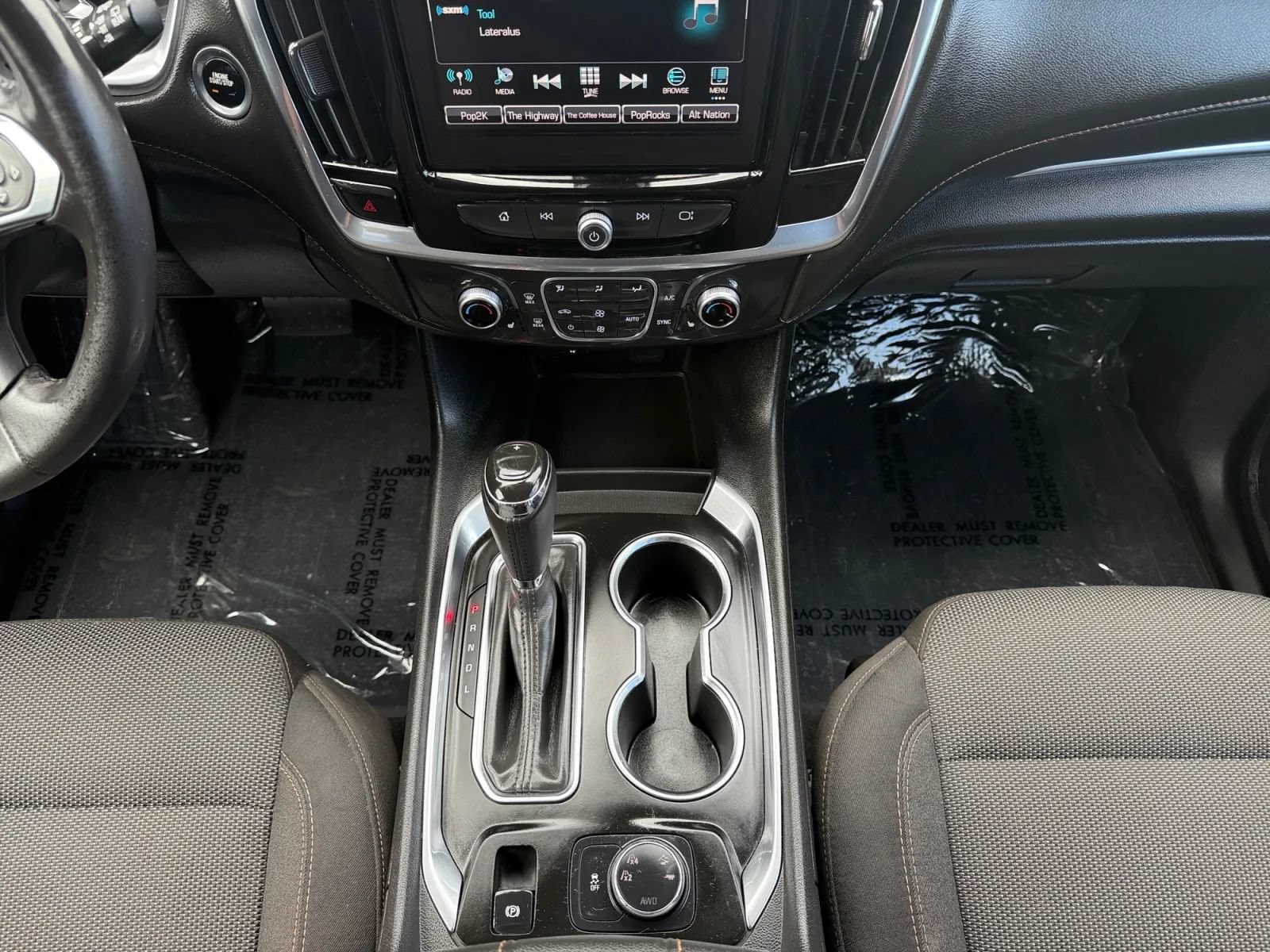 Used 2019 Chevrolet Traverse LT AWD/4WD image 11