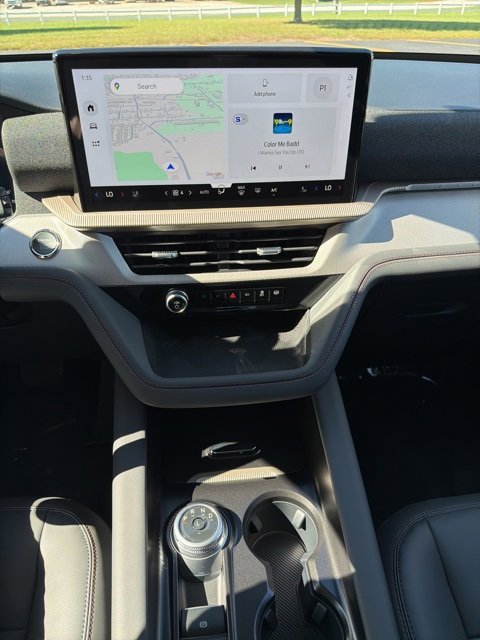 New 2025 Ford Explorer Active image 27