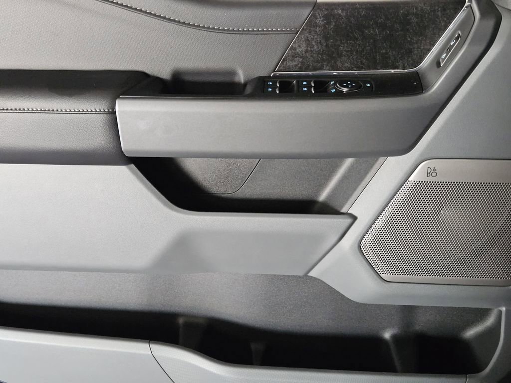 New 2025 Ford F150 Lightning Flash image 32