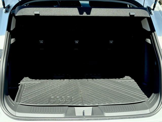 Used 2026 Chevrolet Trax LT w/ Sunroof Package image 39