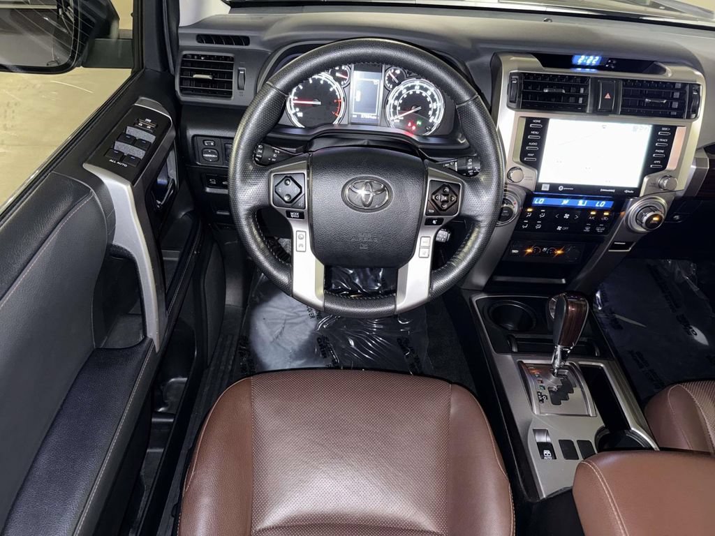 Used 2023 Toyota 4Runner Limited AWD/4WD image 4