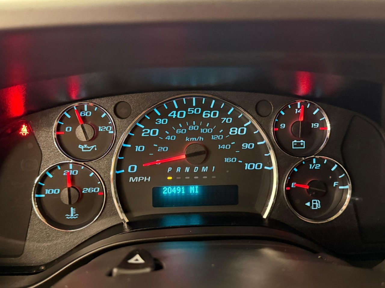 Used 2023 Chevrolet Express 2500 w/ Driver Convenience Package image 8