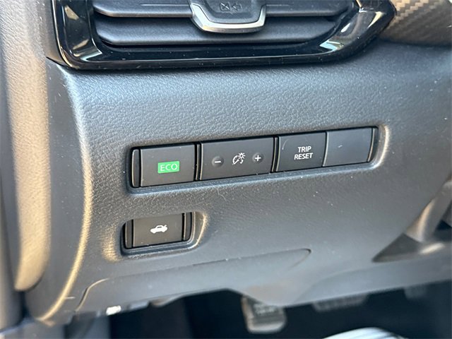 Certified 2022 Nissan Sentra SV w/ Trunk Package image 20