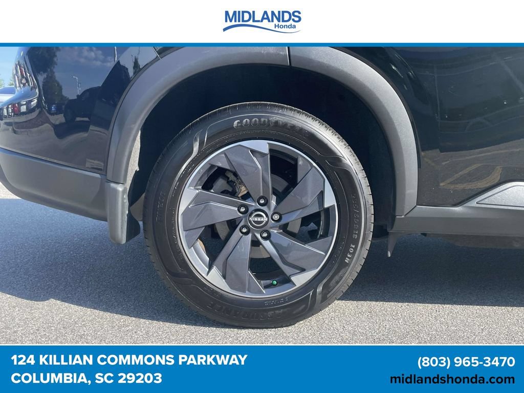 Used 2024 Nissan Rogue SV w/ SV Premium Package FWD image 7