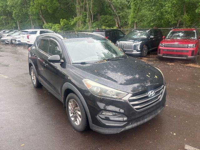 Used 2016 Hyundai Tucson SE w/ Option Group 02 AWD/4WD image 3