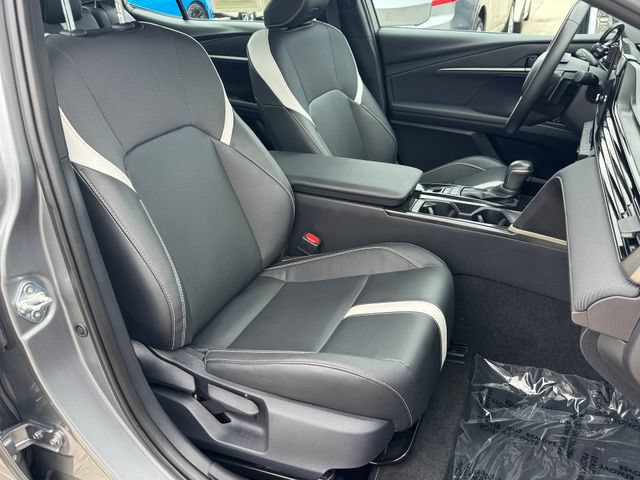 Used 2025 Toyota Camry SE FWD image 11