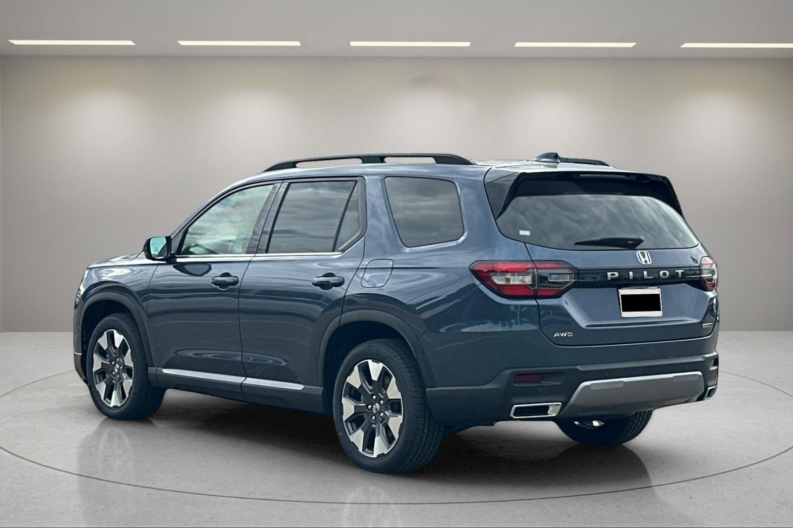 New 2026 Honda Pilot Touring image 5