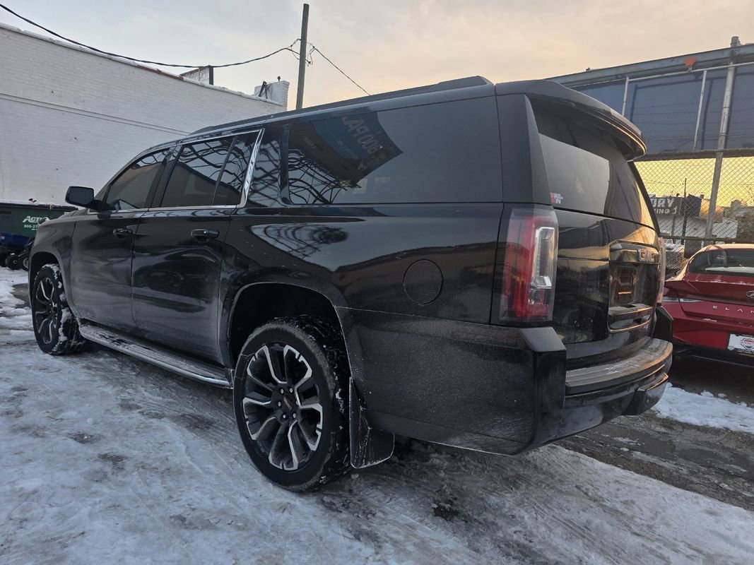 Used 2019 GMC Yukon XL SLT image 4