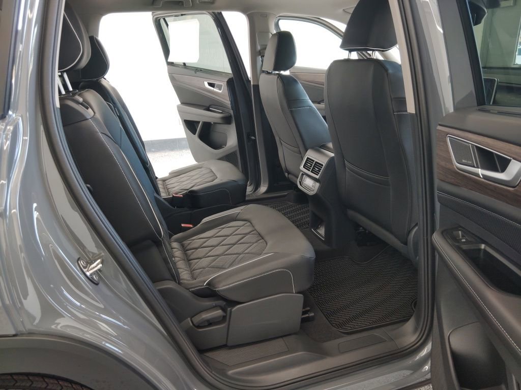 New 2026 Volkswagen Atlas SEL Premium R-Line image 25