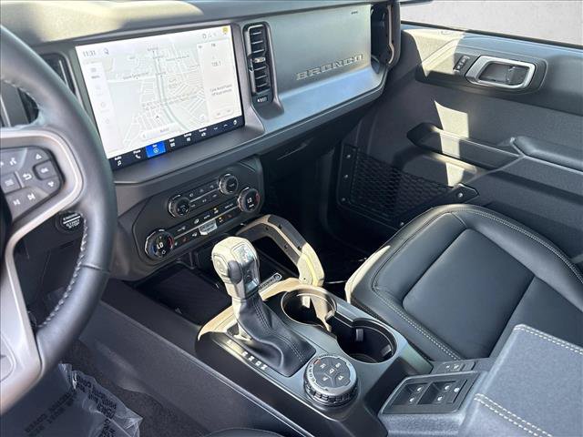Used 2026 Ford Bronco Badlands AWD/4WD image 16