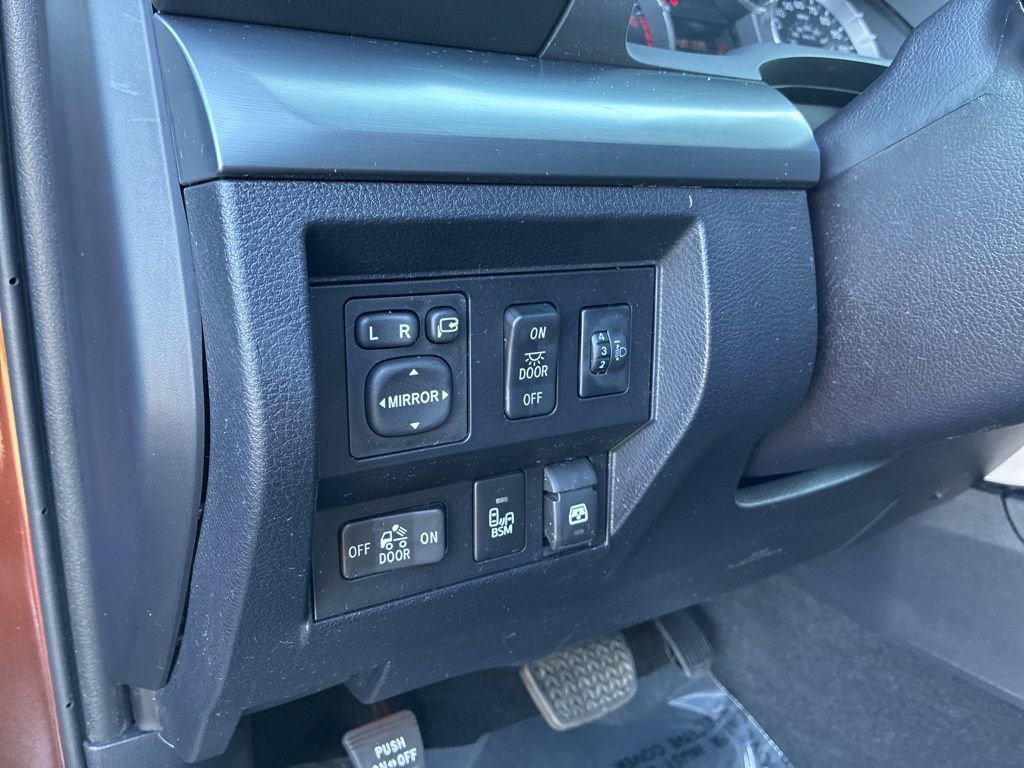 Used 2017 Toyota Tundra Platinum AWD/4WD image 16