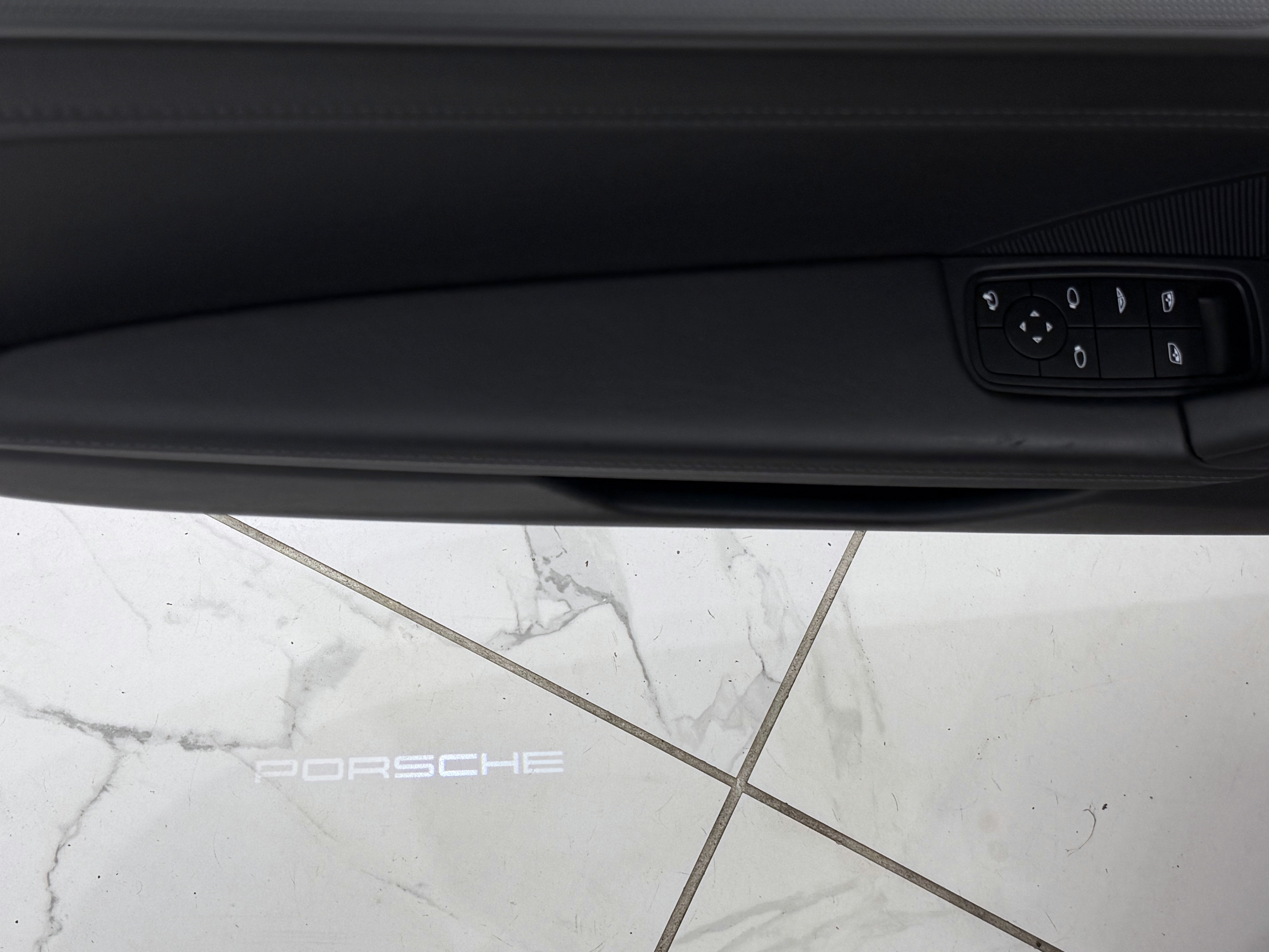 Certified 2023 Porsche 911 Carrera RWD image 29