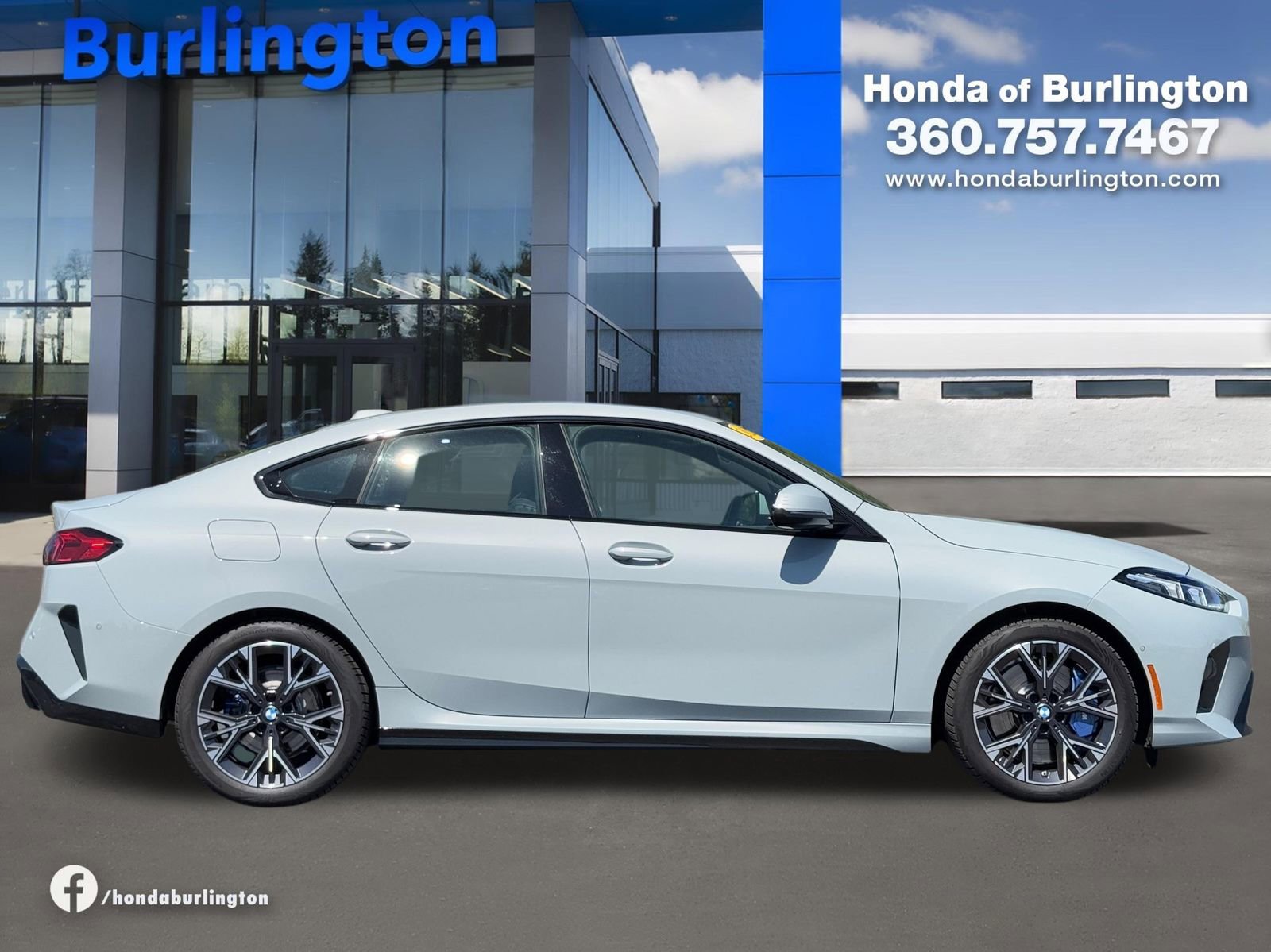 Used 2025 BMW 228i xDrive w/ M Sport Package AWD/4WD image 7