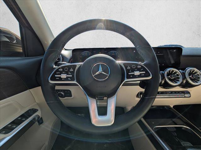 Used 2022 Mercedes-Benz GLB 250 image 11