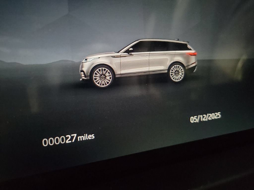 Used 2026 Land Rover Range Rover Velar Dynamic SE AWD/4WD image 18