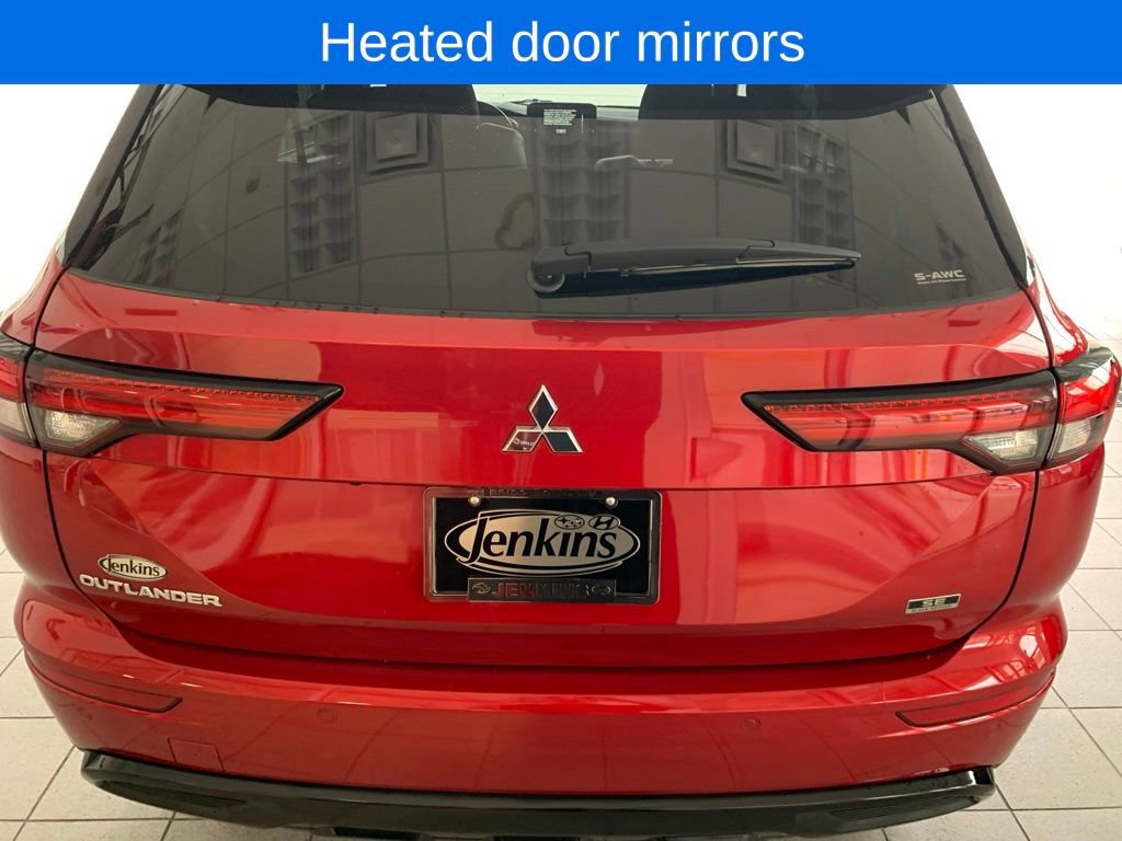Used 2023 Mitsubishi Outlander SE AWD/4WD image 13