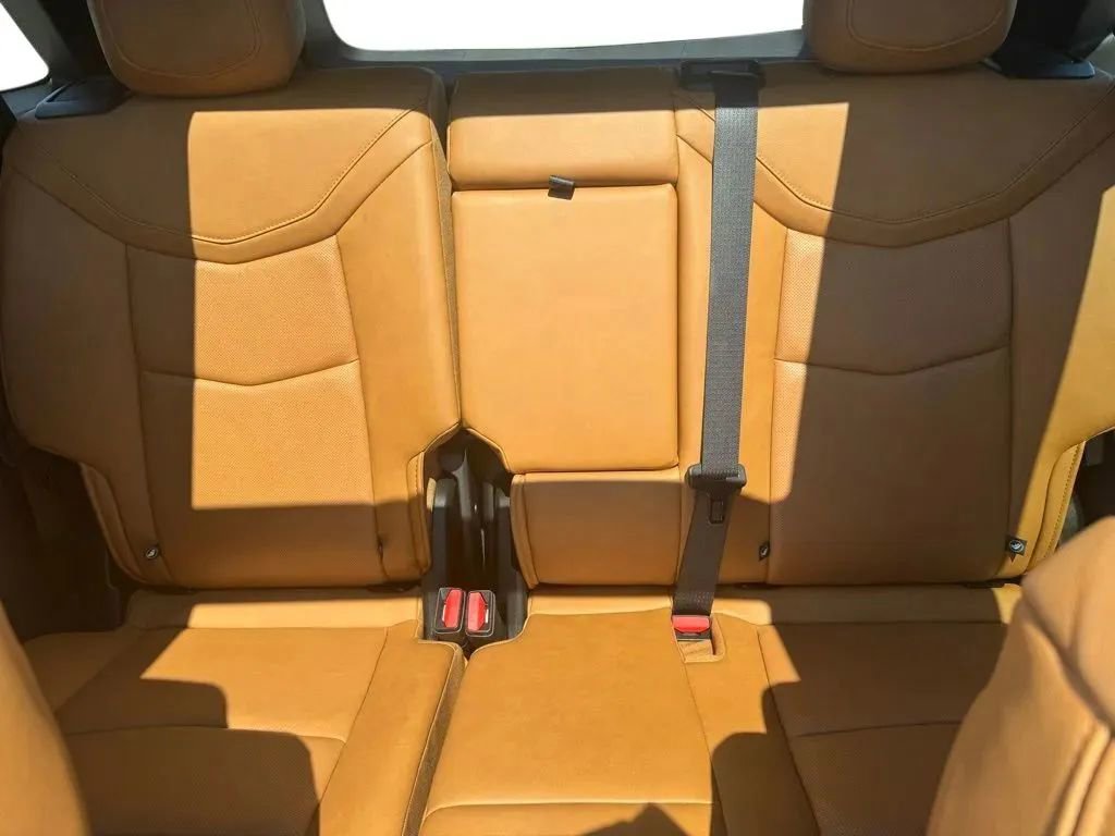 Used 2024 Cadillac XT5 Premium Luxury AWD/4WD image 19