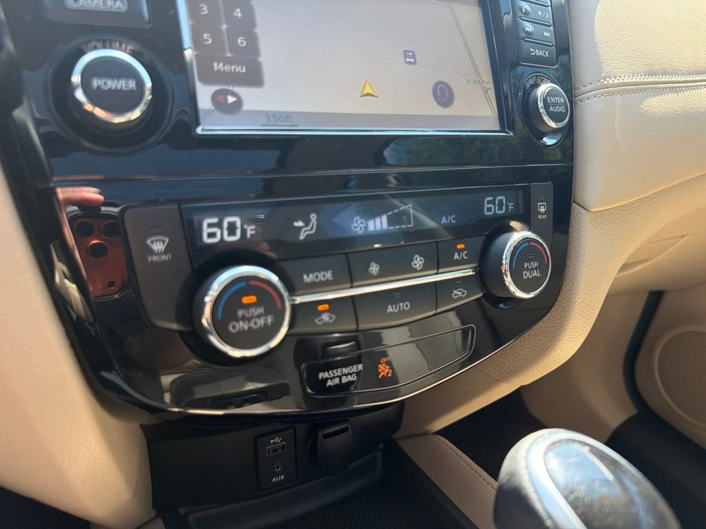 Used 2017 Nissan Rogue SL w/ SL Premium Package AWD/4WD image 31
