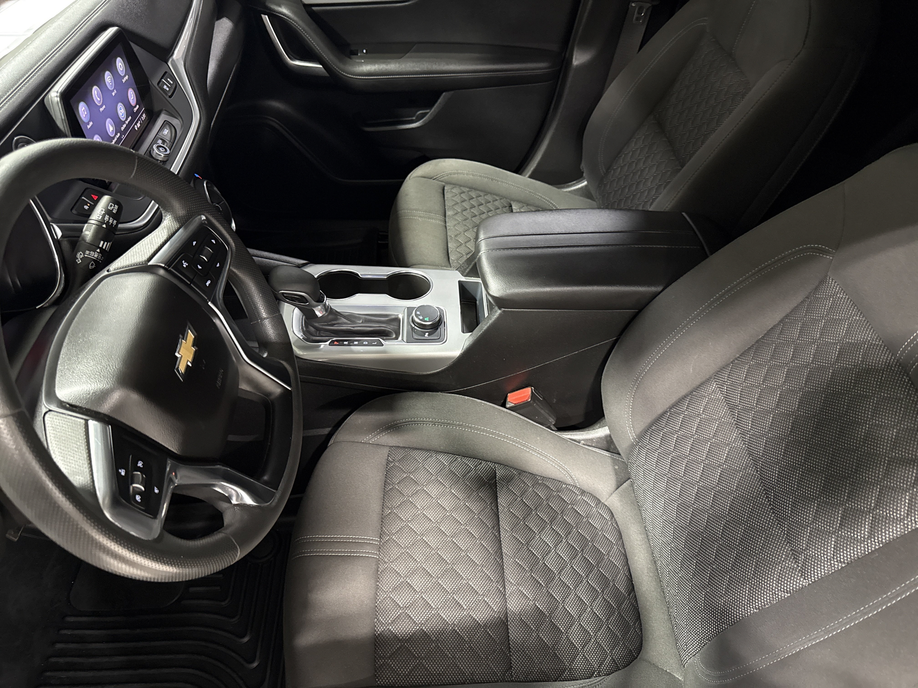 Used 2021 Chevrolet Blazer LT FWD image 25
