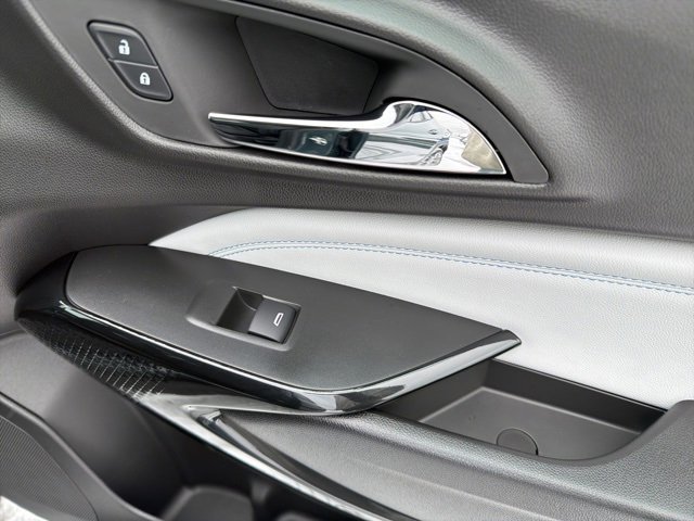 New 2026 Chevrolet Trax LT w/ Sunroof Package image 21