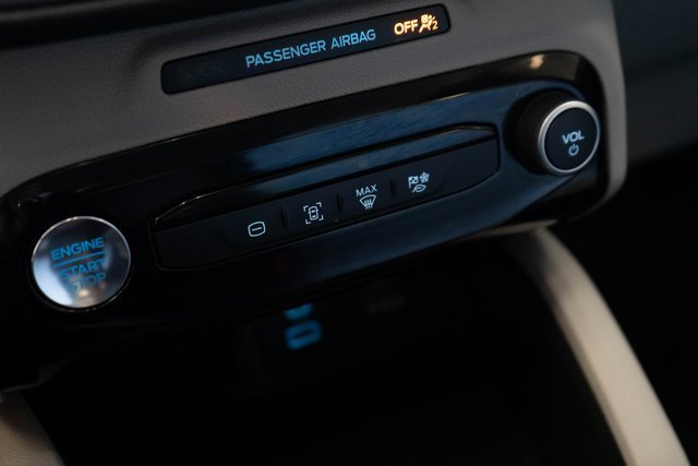 Used 2023 Ford Escape SE image 24