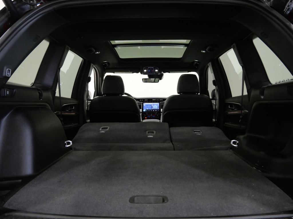 Used 2025 Jeep Grand Cherokee Limited image 28