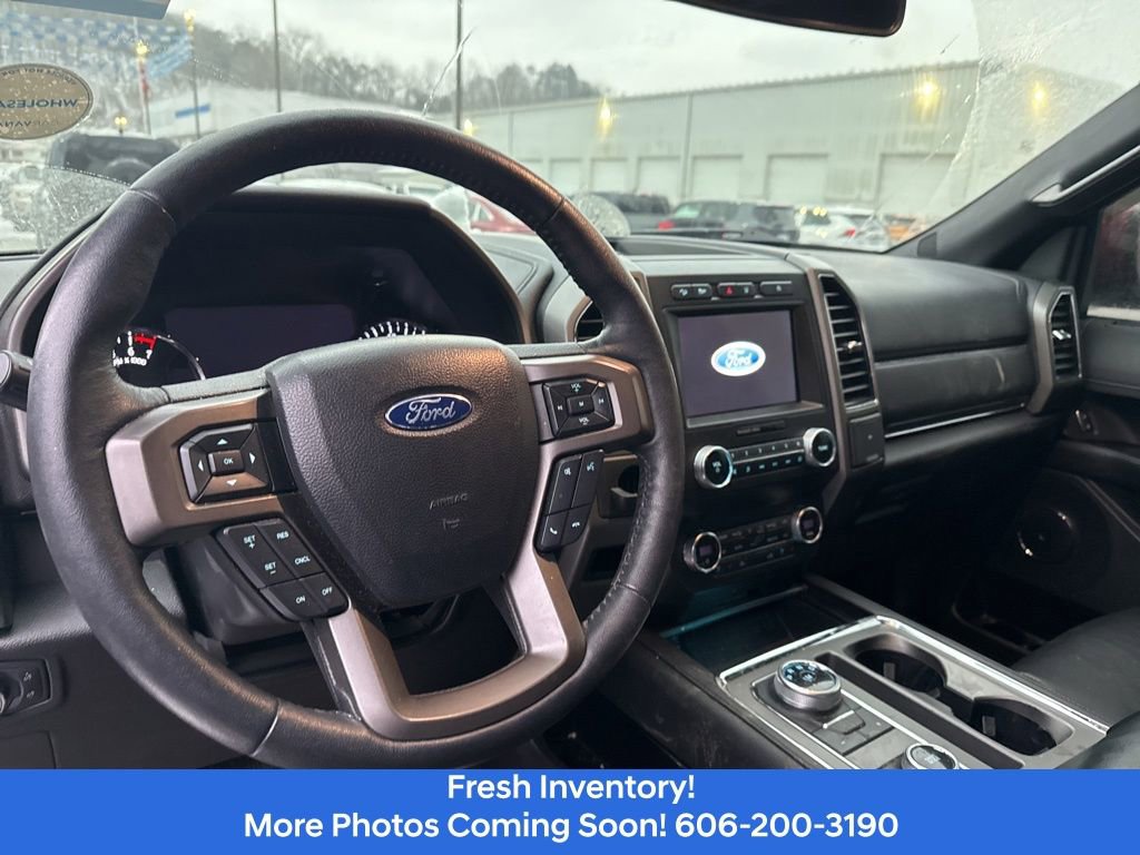 Used 2020 Ford Expedition XLT w/ Equipment Group 202A AWD/4WD image 8