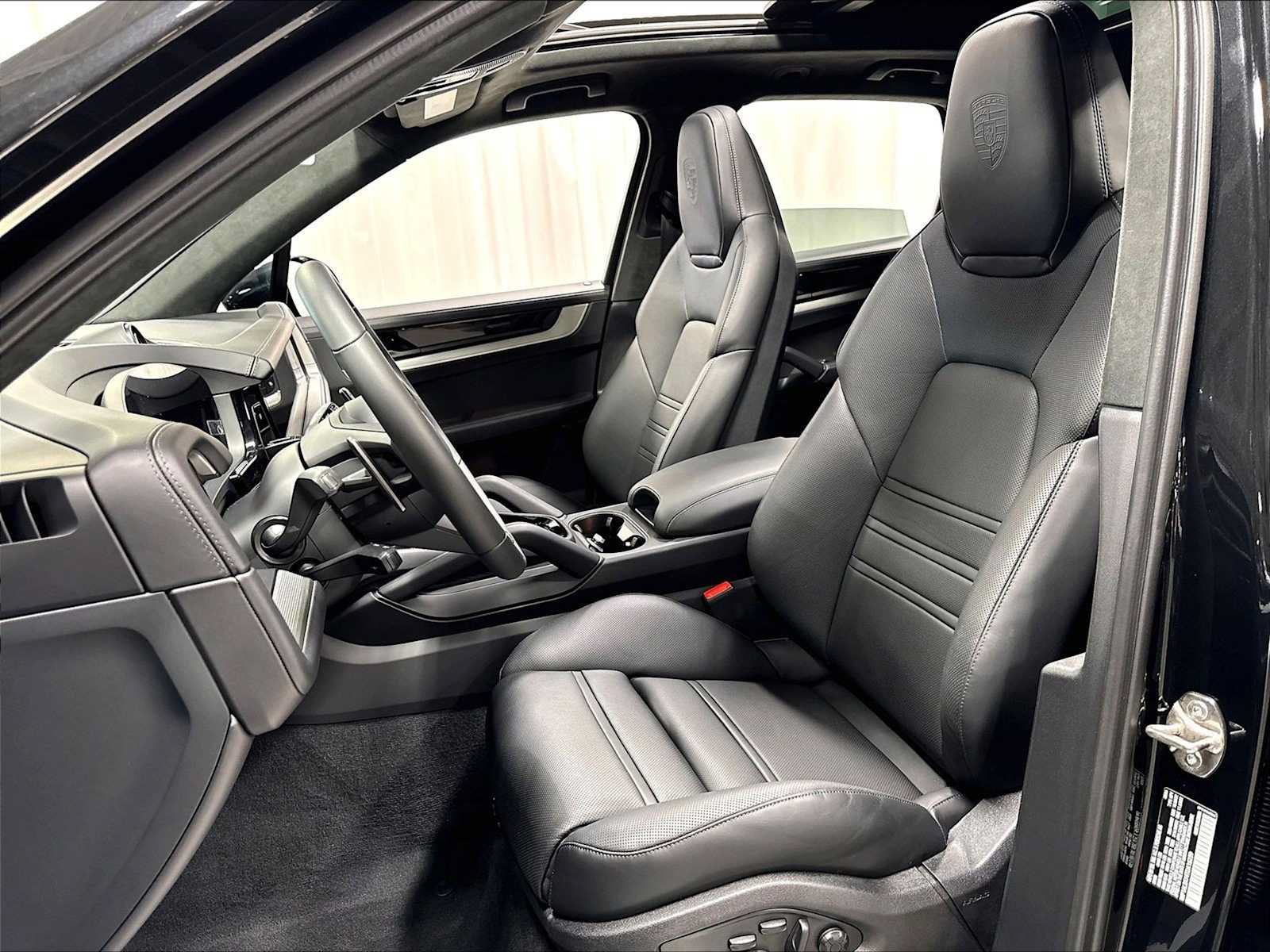 New 2026 Porsche Cayenne S AWD/4WD image 5