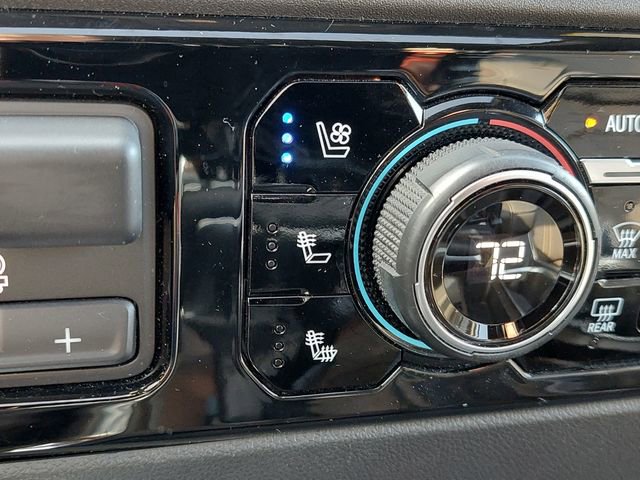 Used 2023 Chevrolet Silverado 1500 High Country w/ Technology Package image 30