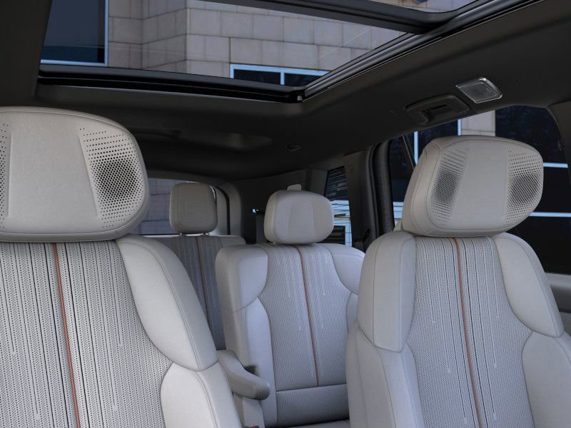 New 2026 Cadillac Vistiq Sport image 24