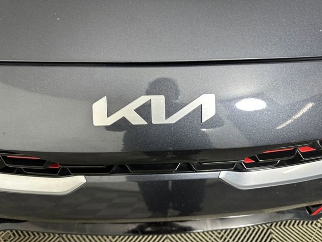 Used 2023 Kia Forte GT-Line image 9