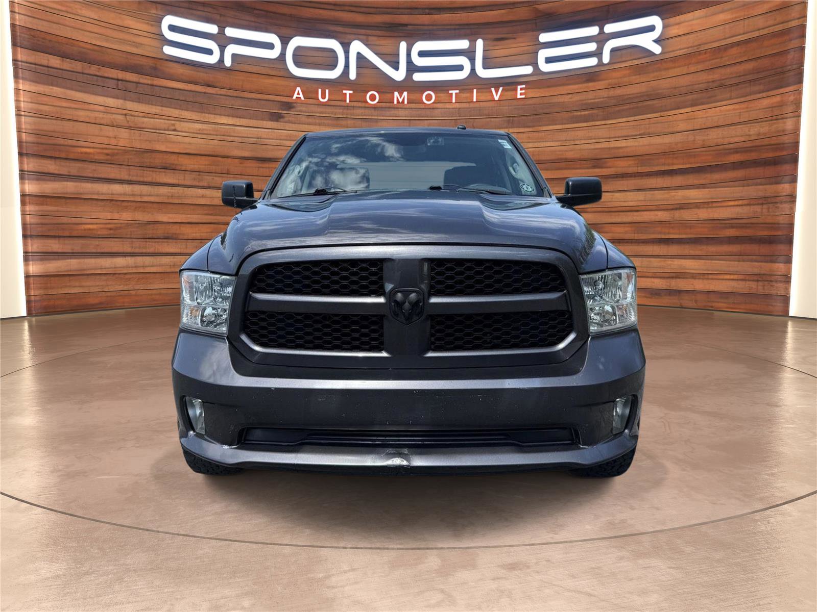 Used 2014 RAM 1500 Express AWD/4WD image 10