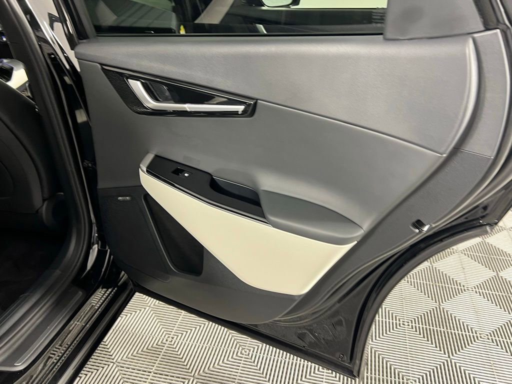 Used 2023 Kia EV6 GT-Line w/ GT-Line Suede Seat Package image 30