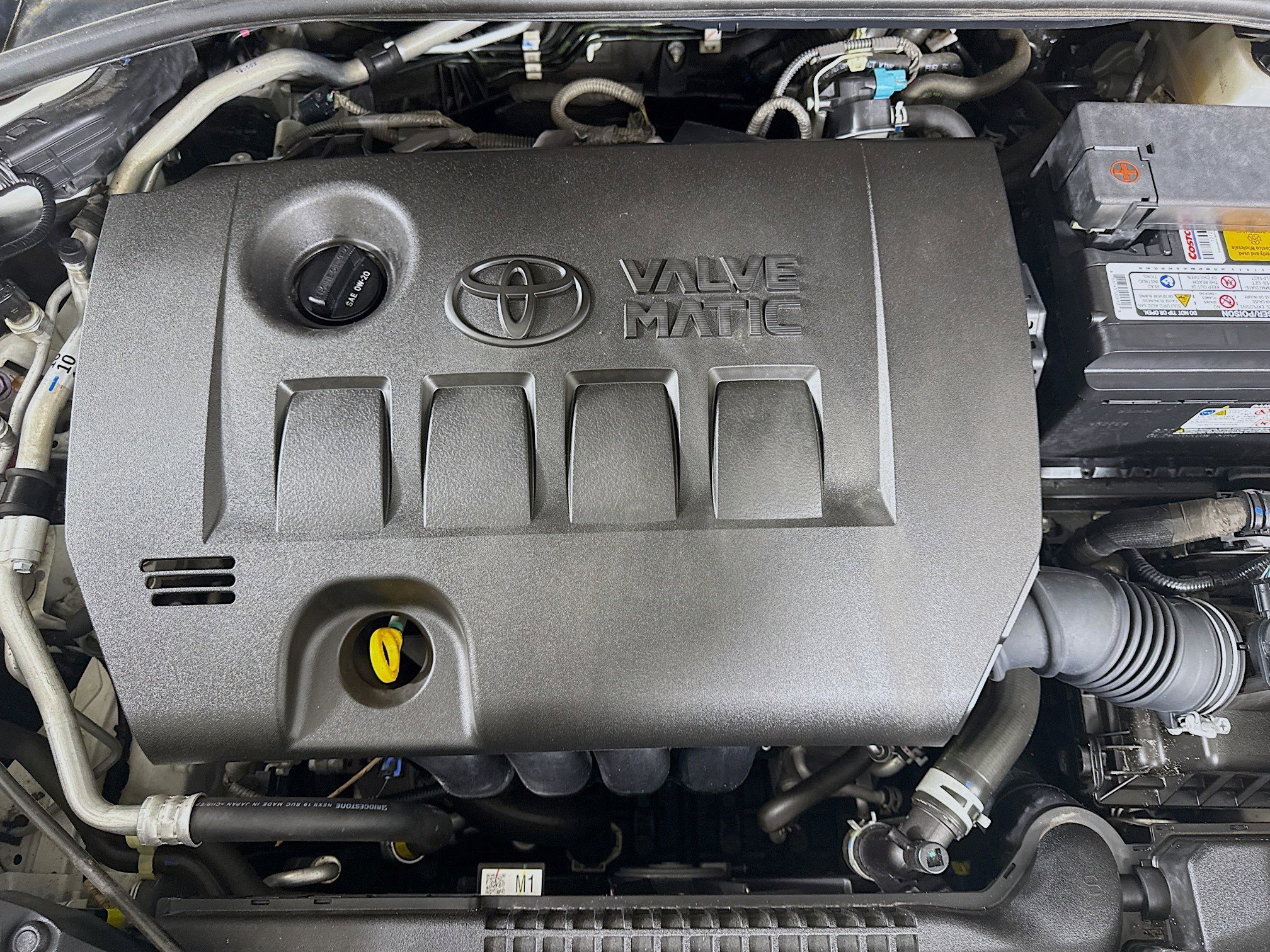 Used 2019 Toyota C-HR LE FWD image 35