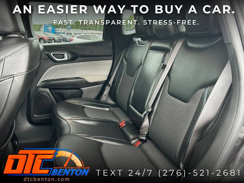 Used 2024 Jeep Compass Latitude AWD/4WD image 13