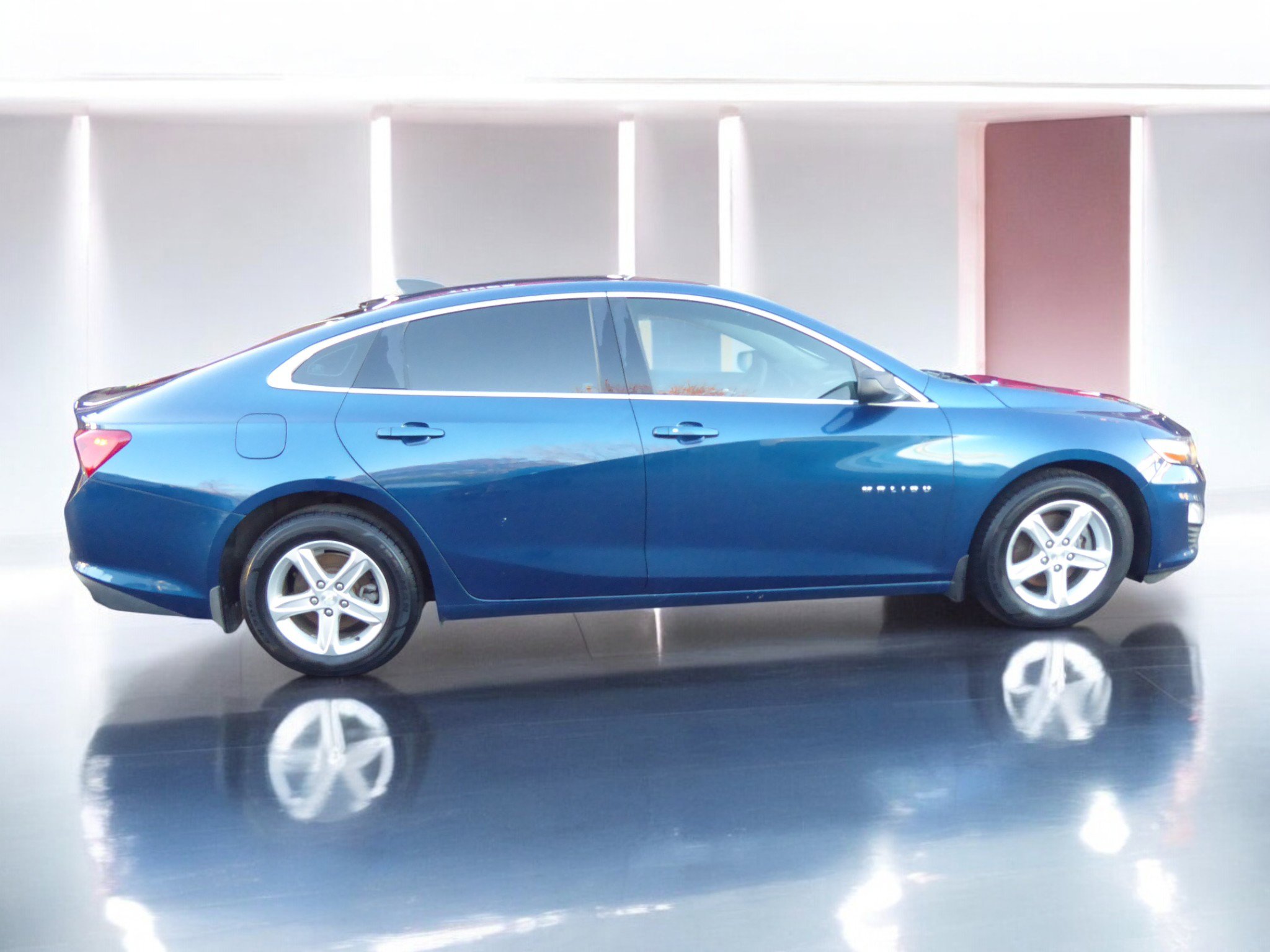Used 2019 Chevrolet Malibu LS w/ LPO, Convenience Package 1 image 10