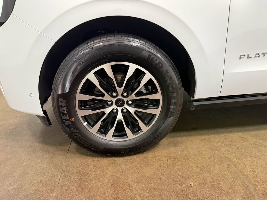 Used 2025 Ford Expedition Max Platinum image 91
