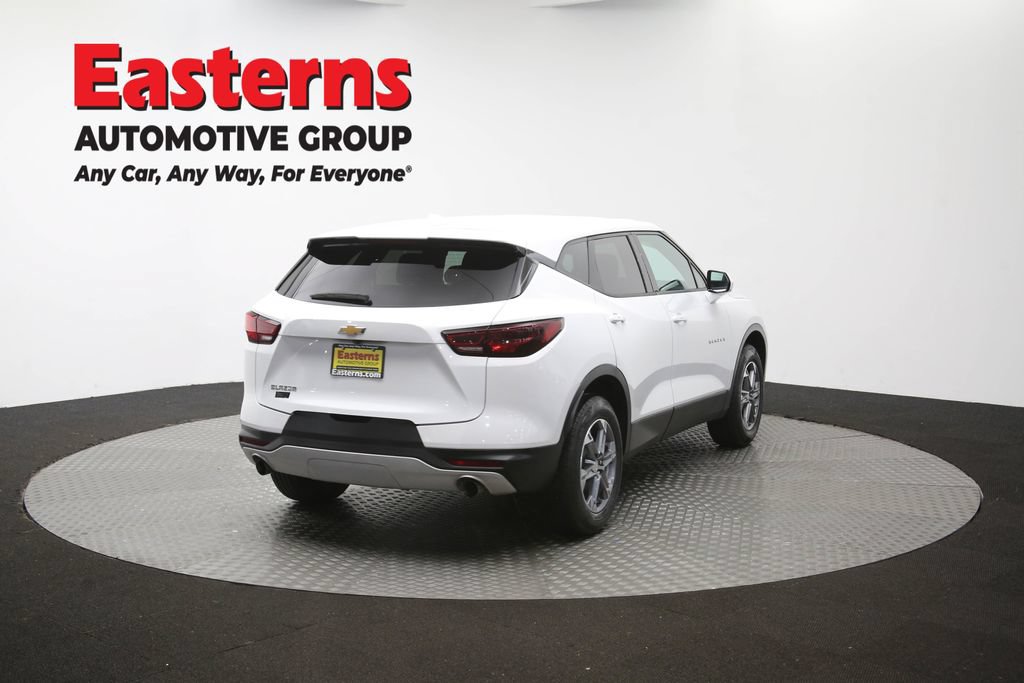Used 2025 Chevrolet Blazer LT FWD image 42