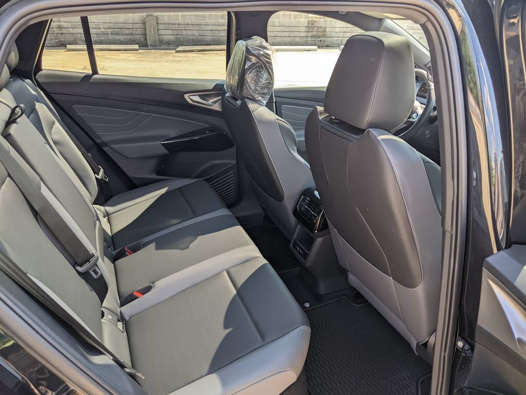 New 2026 Volkswagen ID.4 Pro S AWD/4WD image 25
