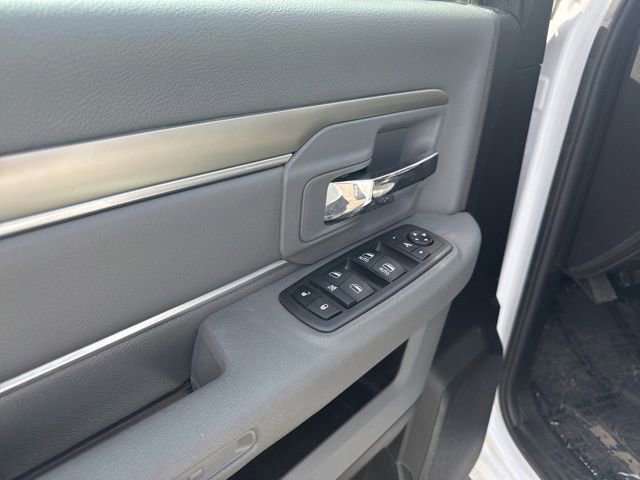 Used 2019 RAM 1500 Big Horn AWD/4WD image 18