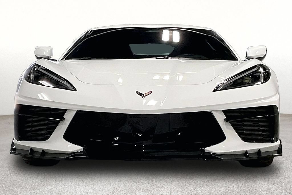 Used 2025 Chevrolet Corvette Stingray Coupe w/ 1LT RWD image 4