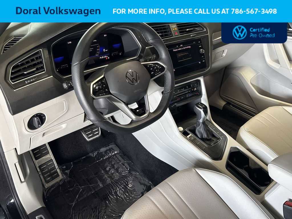Used 2022 Volkswagen Tiguan SE R-Line FWD image 13