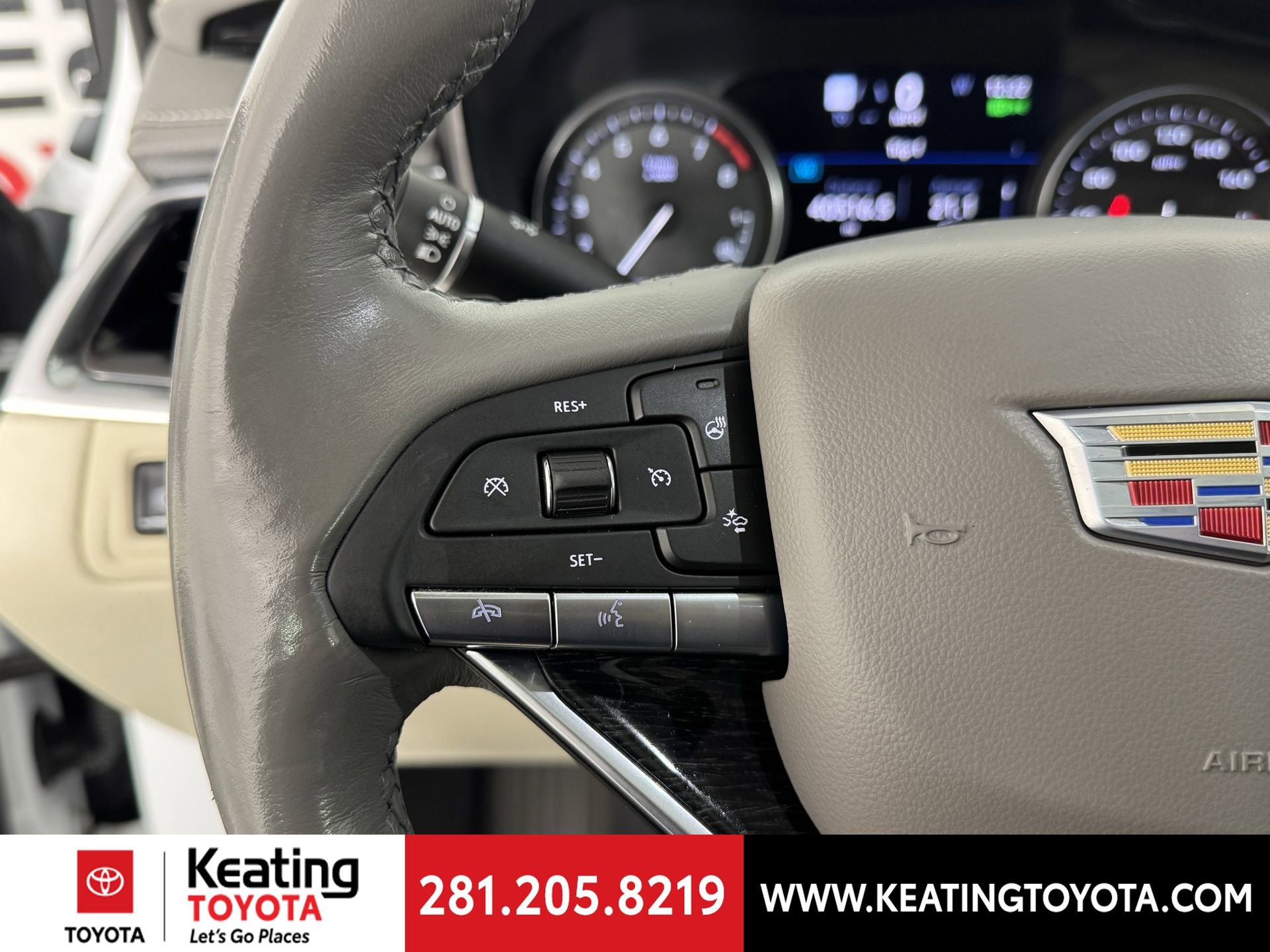 Used 2023 Cadillac XT6 Premium Luxury w/ Technology Package image 27