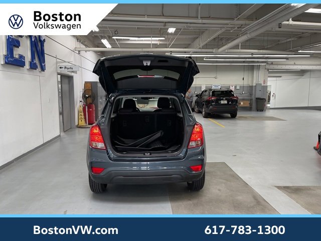 Used 2022 Chevrolet Trax LS w/ Tint and Cruise Package image 11